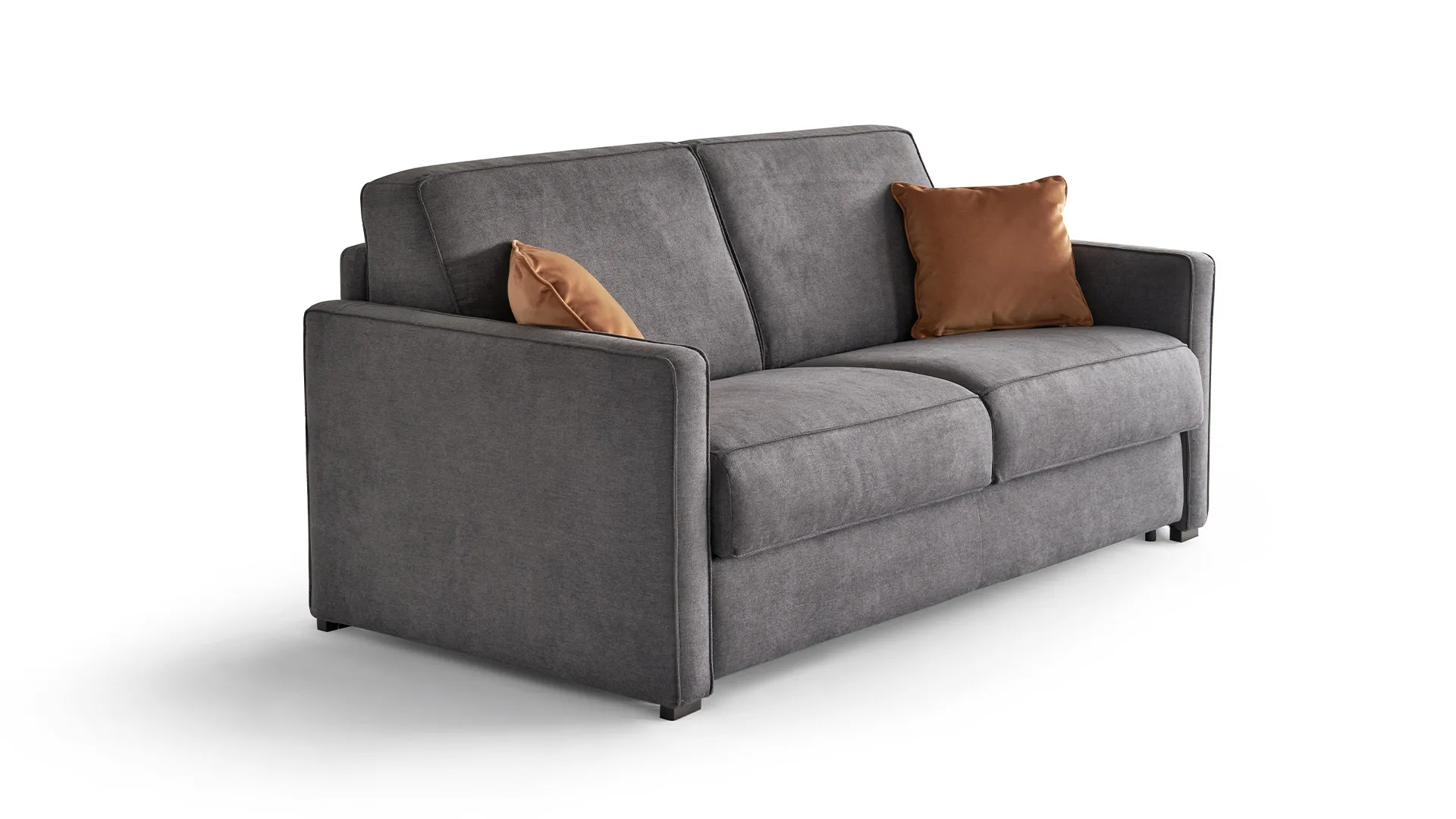 Divano letto Melita Aerre Divani grigio con cuscini arancio, su fondo bianco