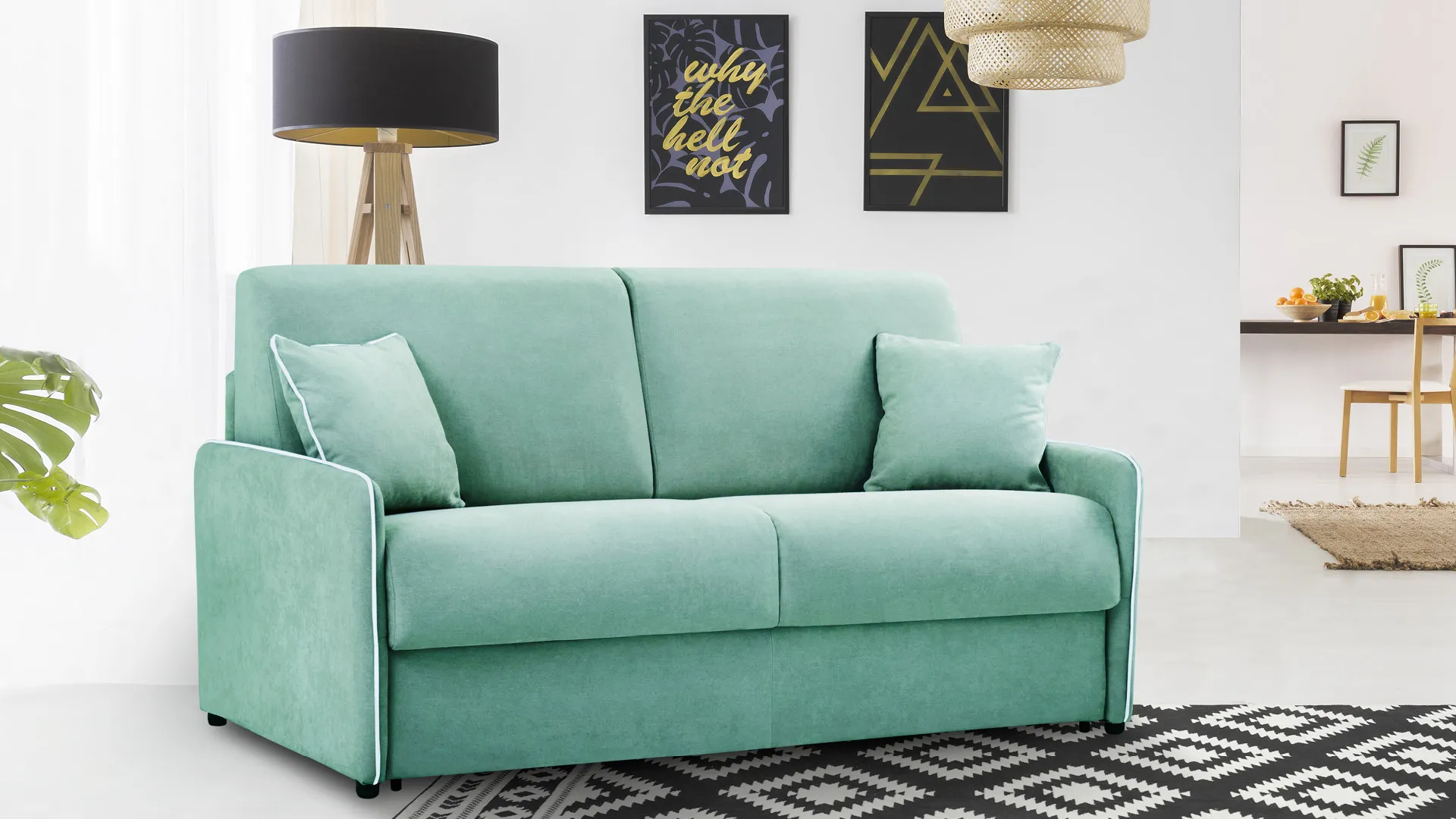 Divano letto Gloria Aerre Divani verde acqua su tappeto bianco e nero con lampada