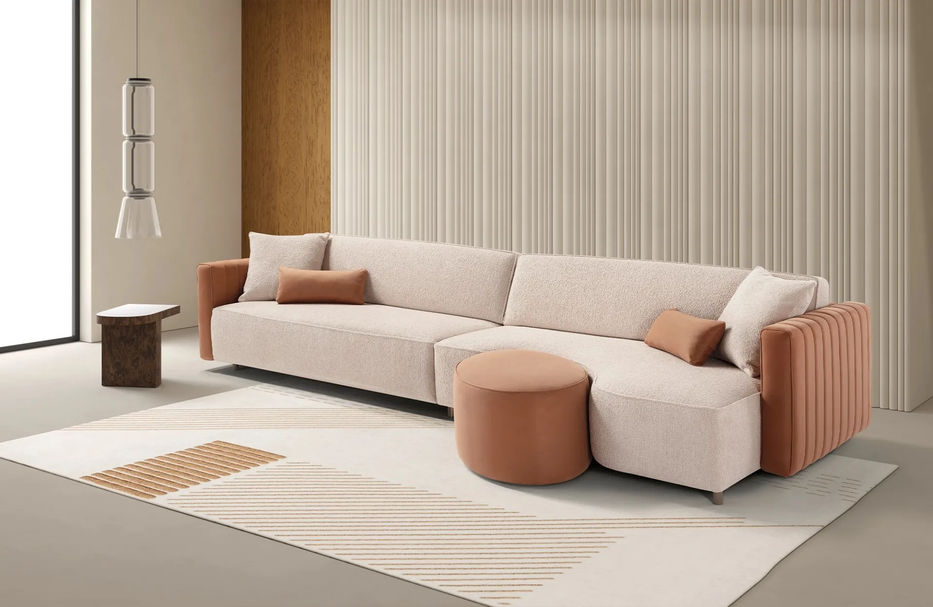 Divano letto componibile Lake Dienne chiaro con scocca color cuoio e pouf tondo nel terminale