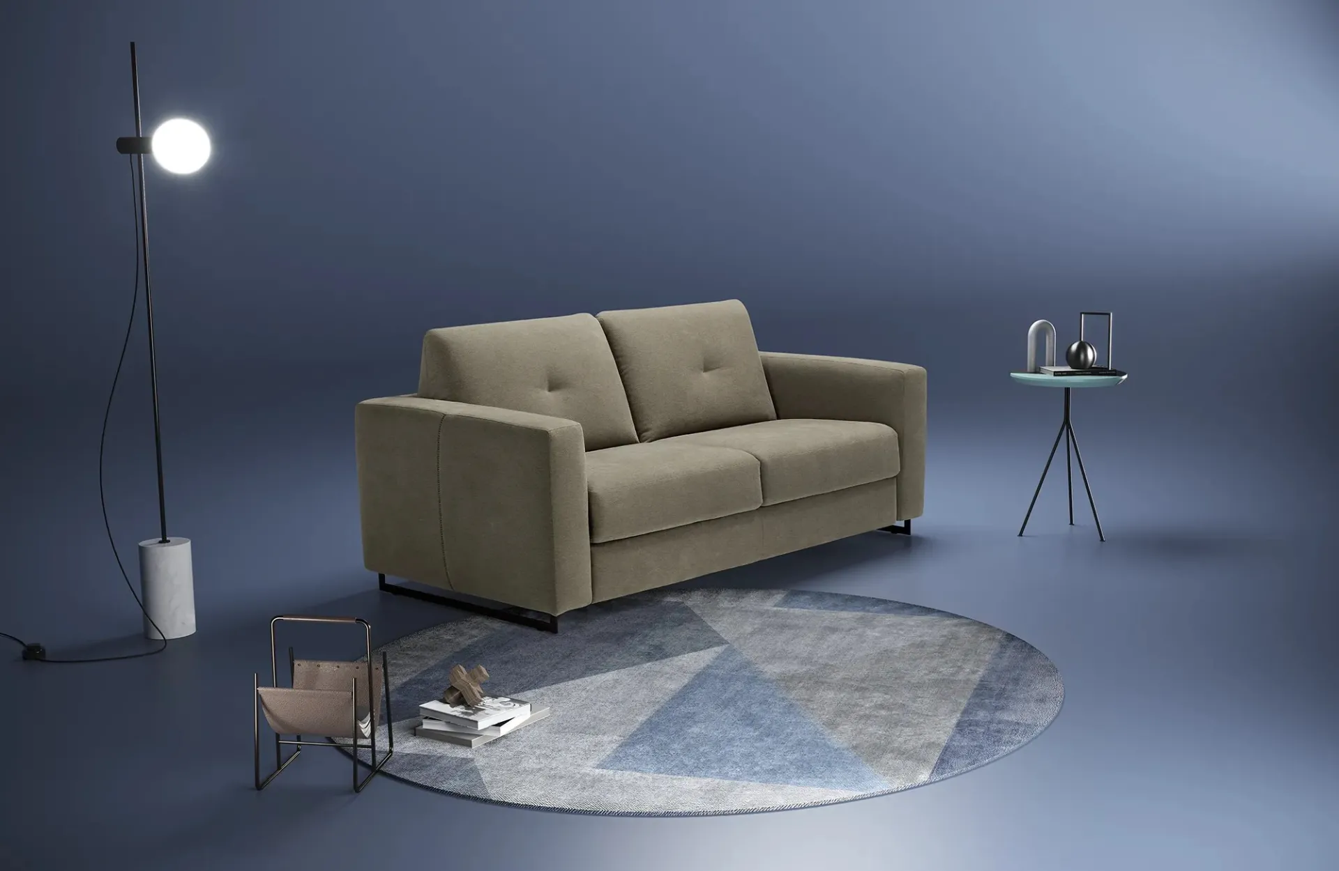 Divano letto Modular Plus Dienne beige in una stanza blu con lampada a stelo e tappeto tondo