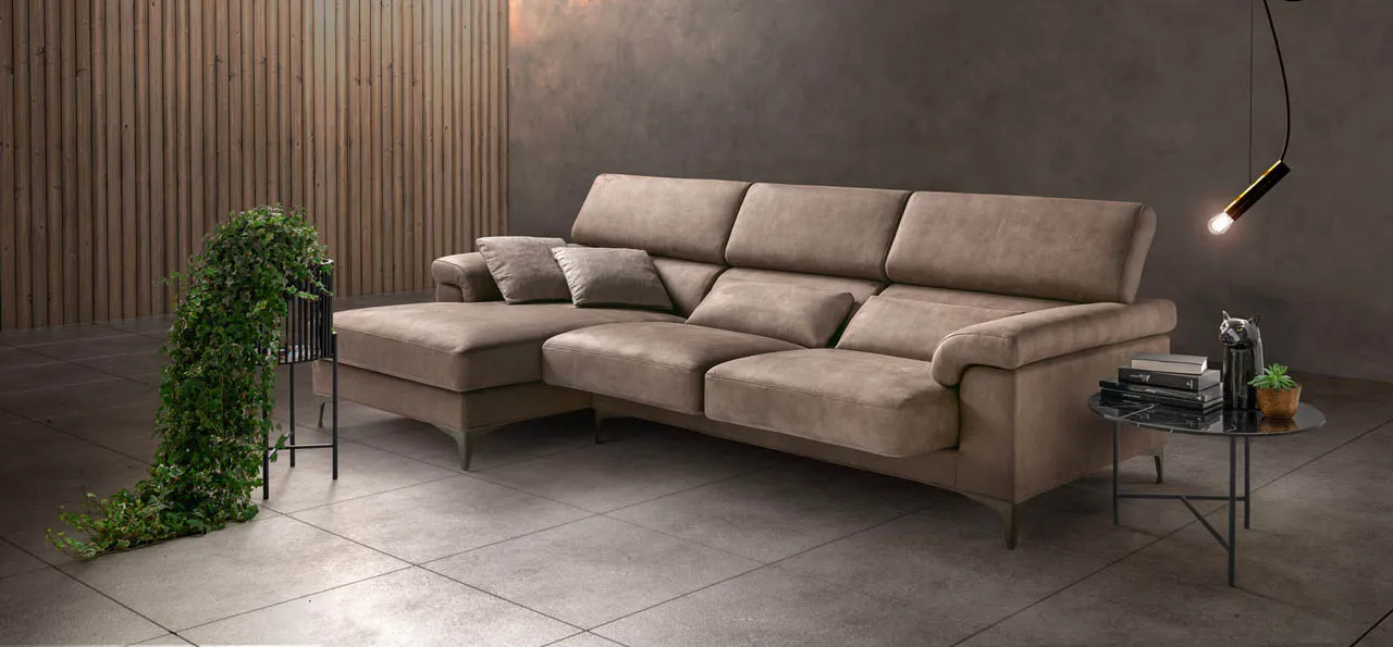 Divano Step Samoa tortora con chaise longue, poggiatesta alzati
