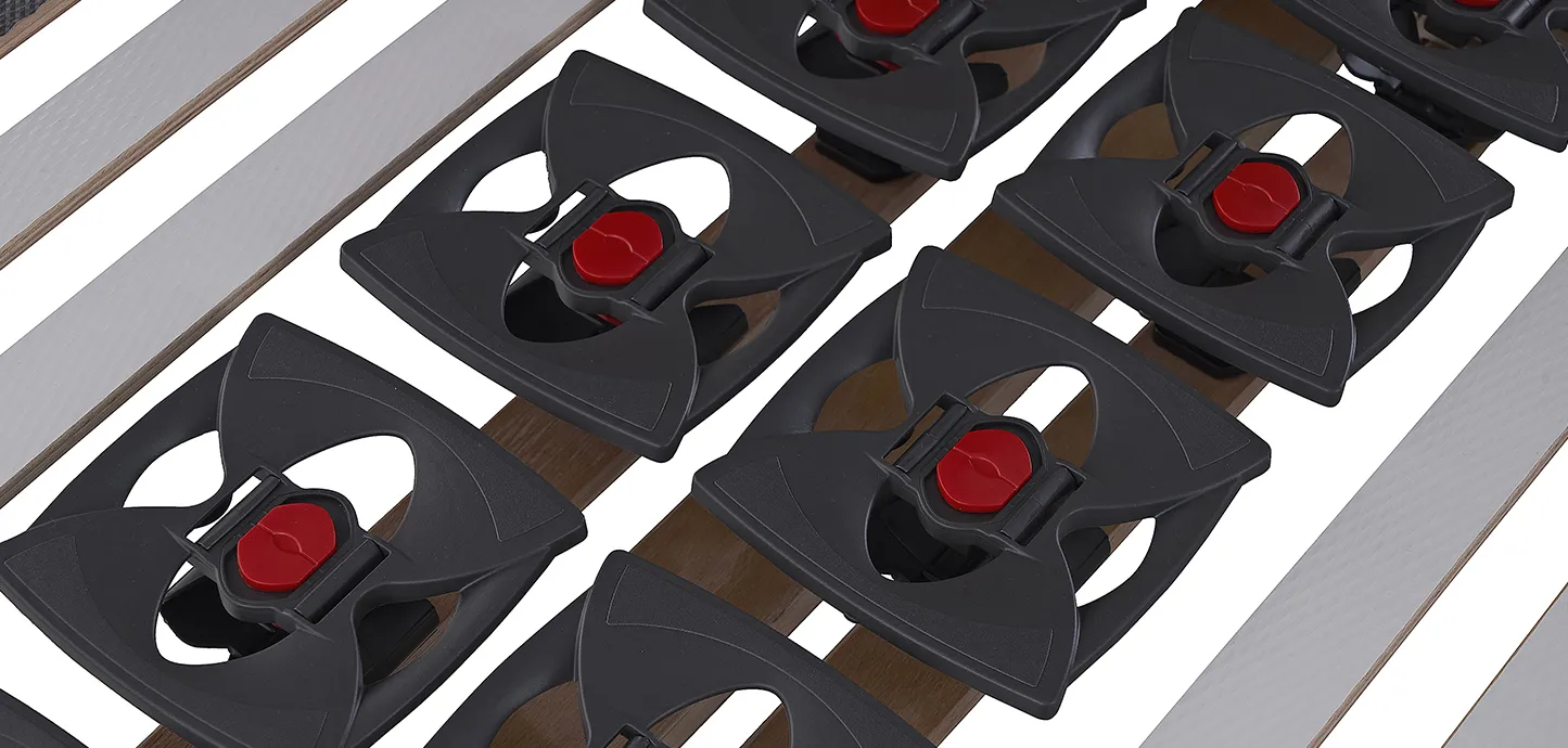 Piastre ergonomiche con perno rosso della rete Ergo Premium Fissa Magniflex in primo piano
