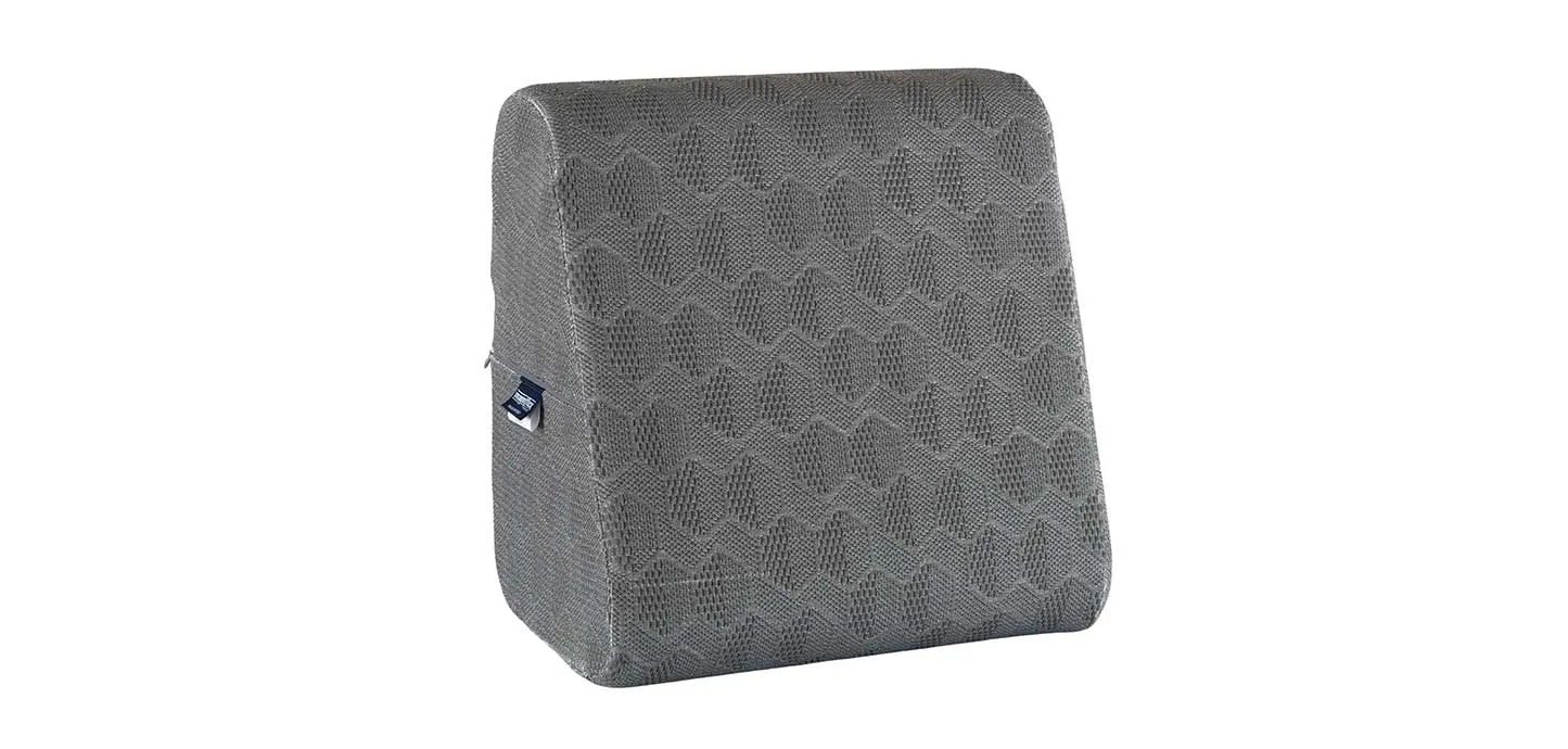 Cuscino Bed Rest Magniflex visto dal lato inclinato