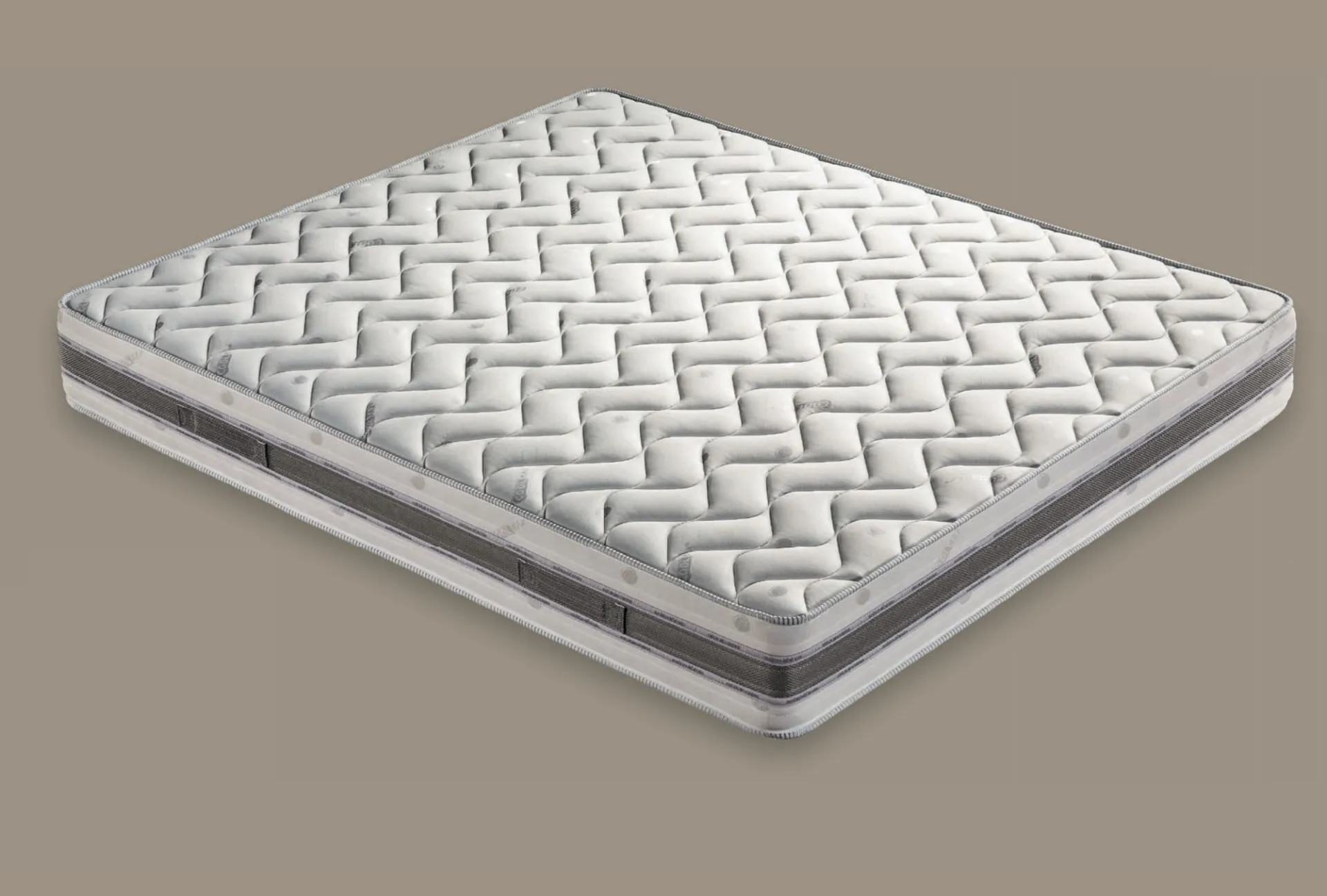 Materasso a molle Classic Manifatture dell'Adriatico con trapunta a onde e fascia grigia