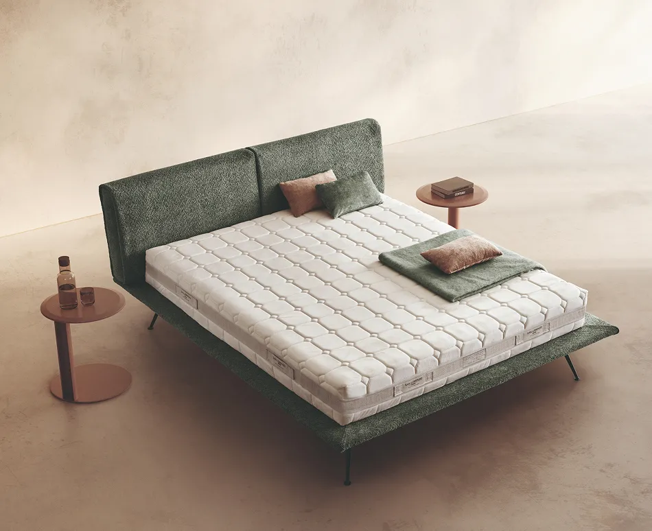 Materasso Cashmere Comfort 6.0 San Lorenzo sul letto Sinfonia con testiera verde