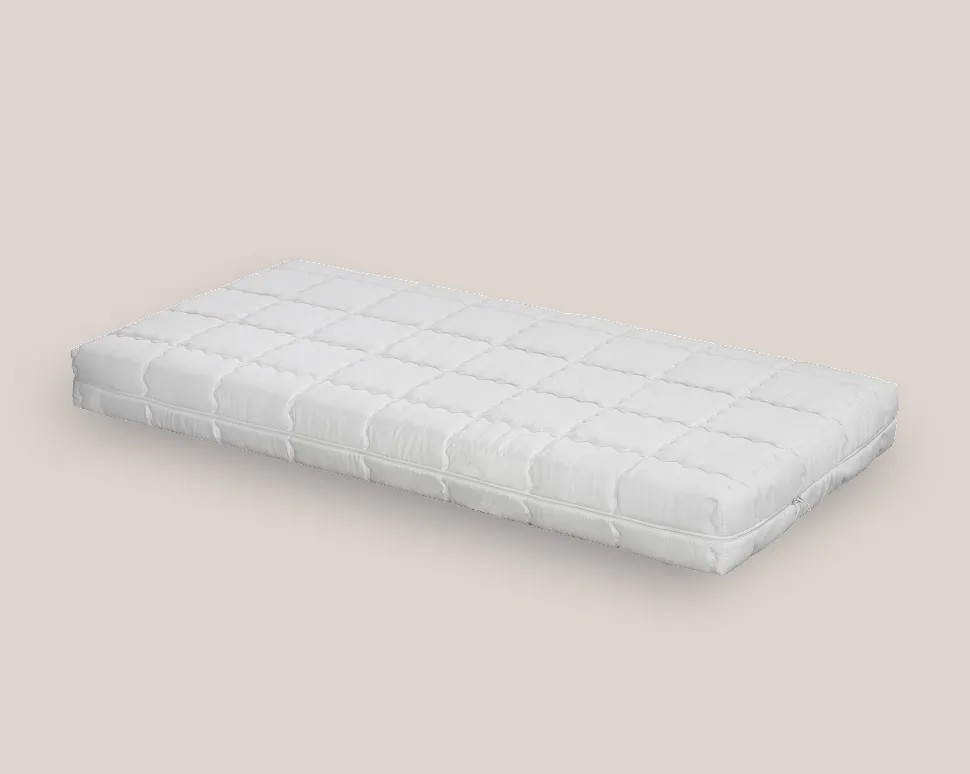Materasso Little Dream 6.0 San Lorenzo con cover in jacquard bianco su fondo neutro