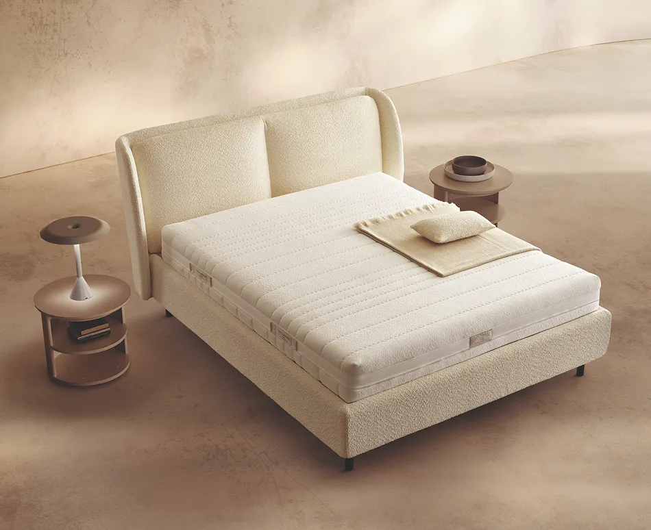Materasso Memory Touch Evolution 6.0 San Lorenzo sul letto Respiro in tessuto chiaro