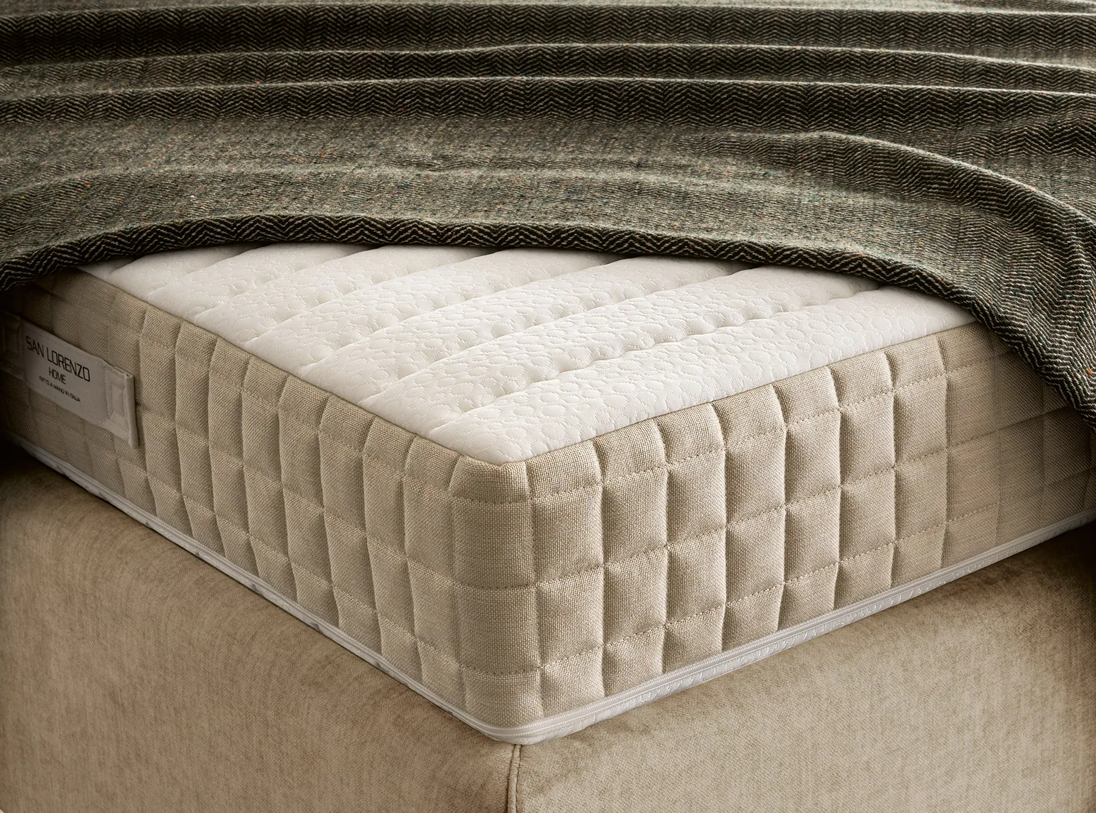 Bordo del materasso Dream Fold 6.0 San Lorenzo con fascia in jacquard beige