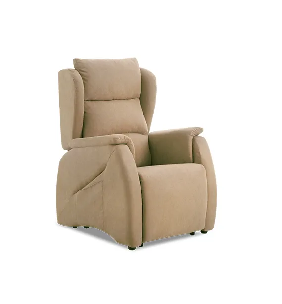 Poltrona relax Lili Aerre Divani beige chiusa con poggiatesta