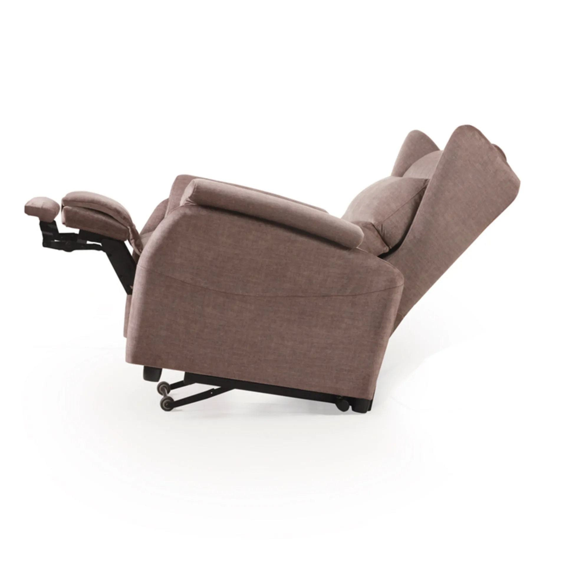 Poltrona Cardio Lift Brima Italia distesa con gambe sollevate, vista laterale