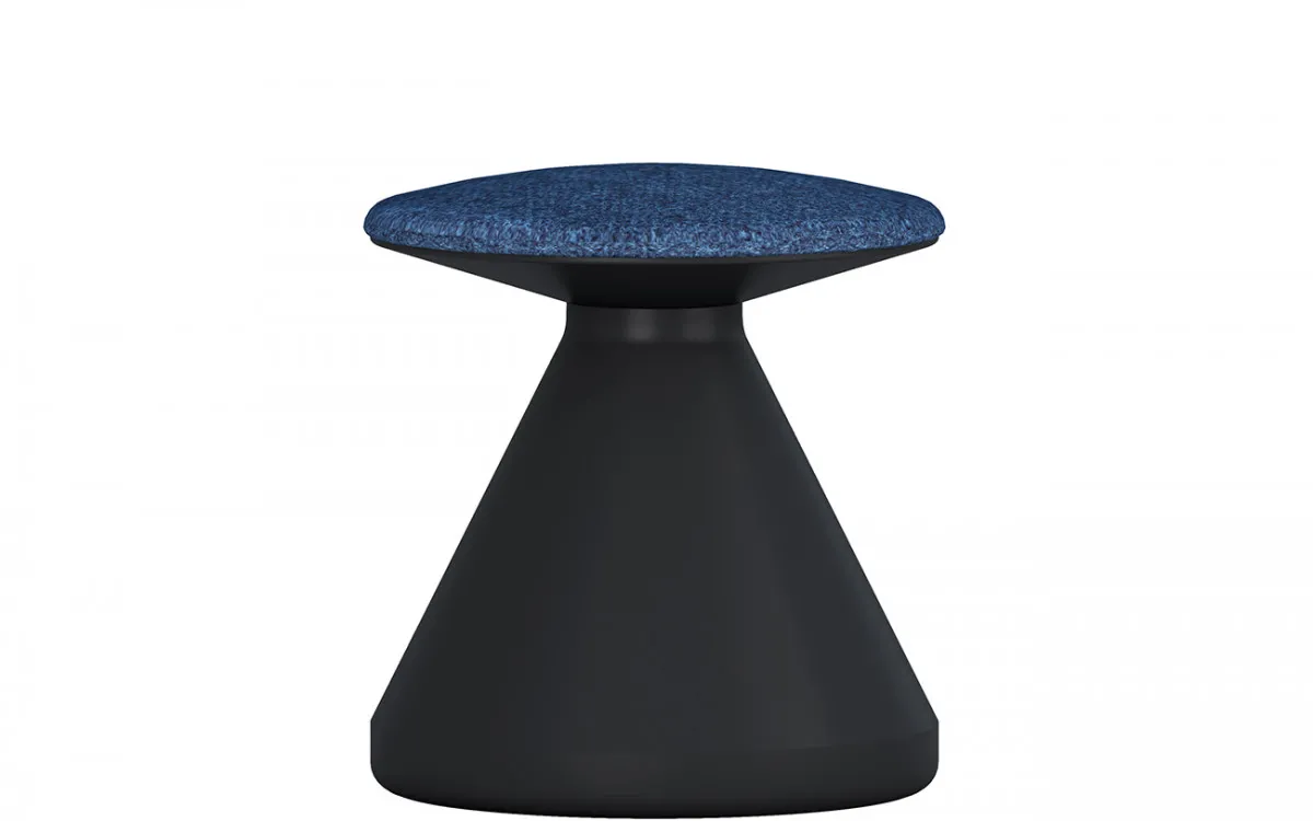Pouf Tokyo Cinquanta3 con seduta blu e base nera su fondo bianco